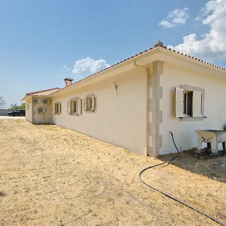 Sousa's House - Local Tatil Evi Anreade