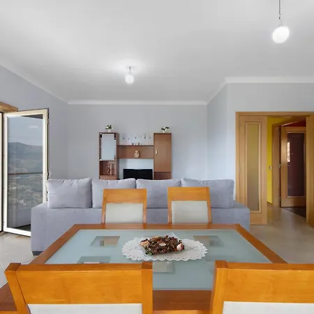 Holiday home Sousa's House - Local