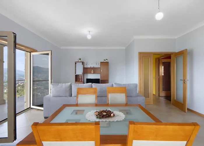 Nyaraló Sousa's House - Local